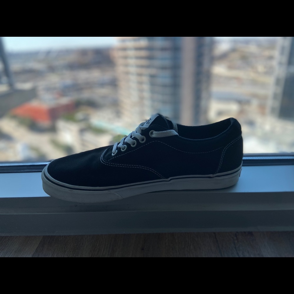 Vans - Picture 4 of 4